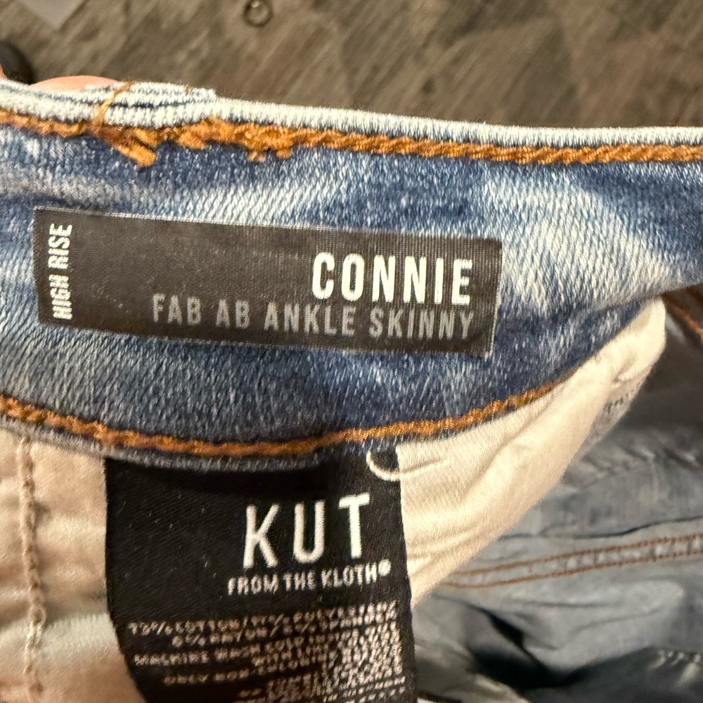 Kut From The Kloth - High Rise - Connie - Fab Ab Ankle Skinny - Picture 3 of 4
